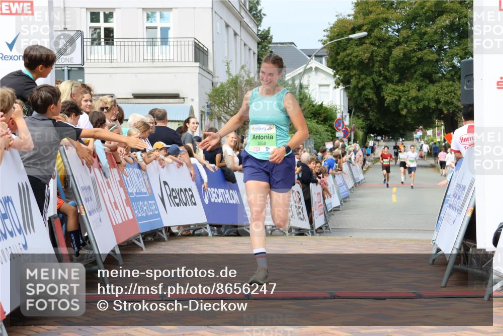 31.08.2025 - 21. Blankeneser Heldenlauf Strokosch-Dieckow http://msf.ph/oto/8656247 31.08.2025 10:58:24 Ziel 3558 meine-sportfotos.de