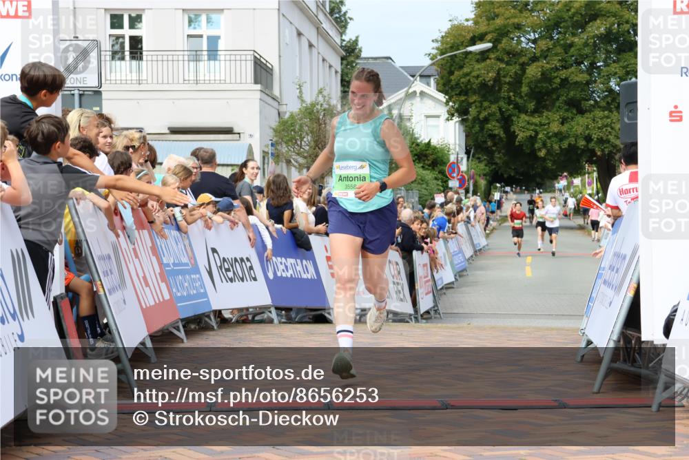 31.08.2025 - 21. Blankeneser Heldenlauf Strokosch-Dieckow http://msf.ph/oto/8656253 31.08.2025 10:58:24 Ziel 3558 meine-sportfotos.de