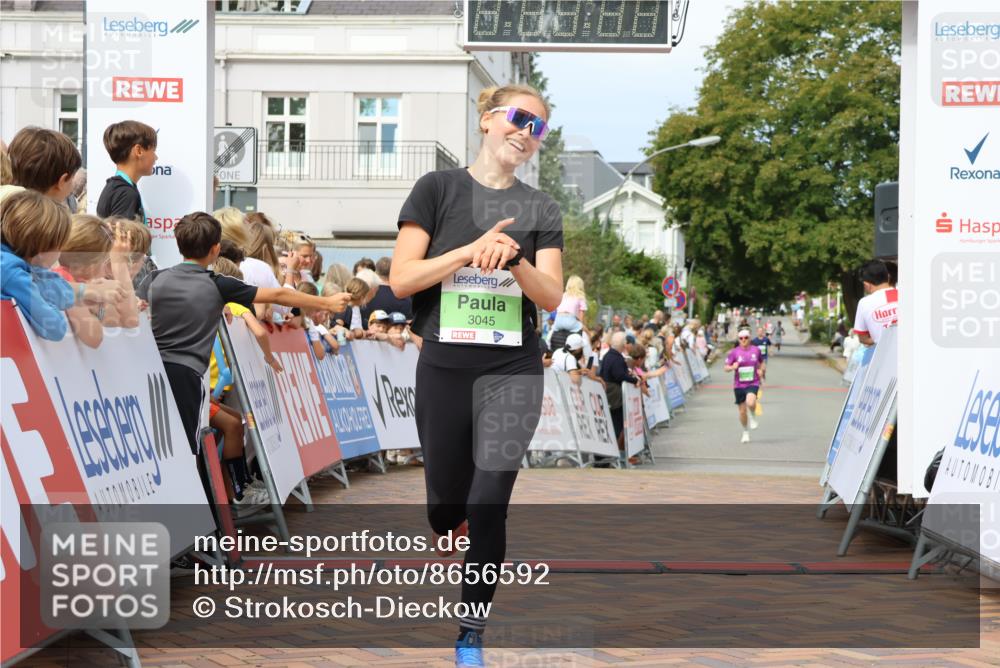 31.08.2025 - 21. Blankeneser Heldenlauf Strokosch-Dieckow http://msf.ph/oto/8656592 31.08.2025 10:57:38 Ziel 3045, 3012 meine-sportfotos.de