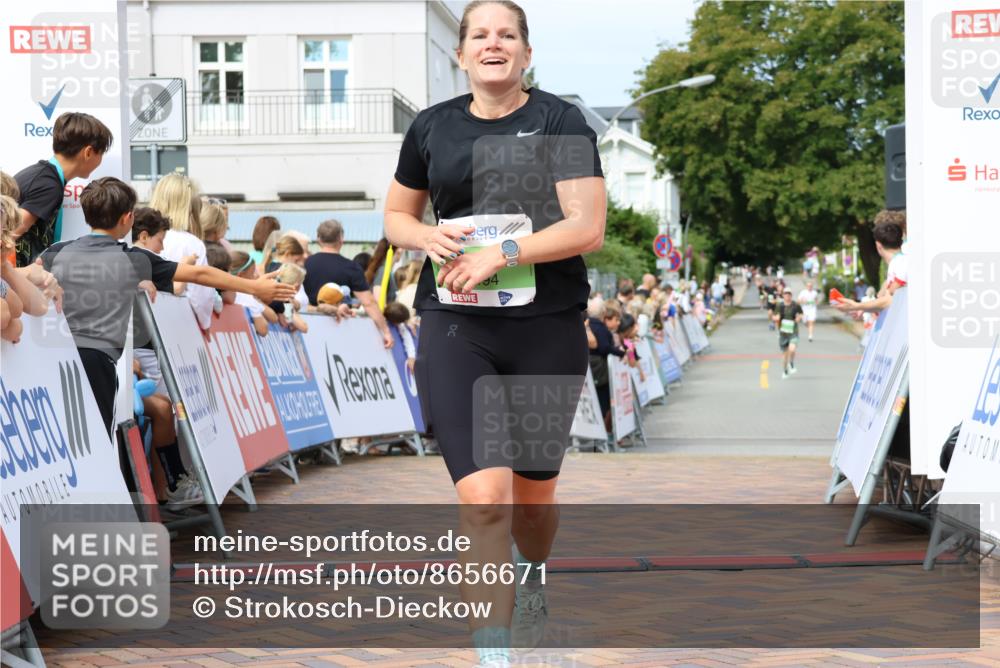 31.08.2025 - 21. Blankeneser Heldenlauf Strokosch-Dieckow http://msf.ph/oto/8656671 31.08.2025 10:57:14 Ziel 2167, 3194 meine-sportfotos.de