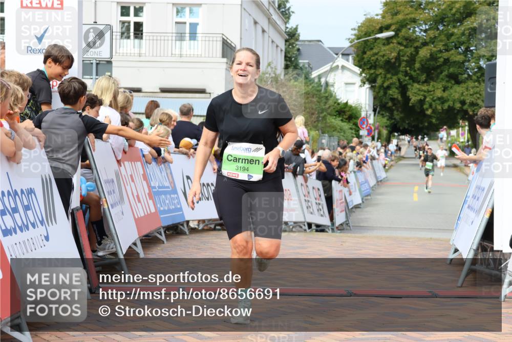 31.08.2025 - 21. Blankeneser Heldenlauf Strokosch-Dieckow http://msf.ph/oto/8656691 31.08.2025 10:57:13 Ziel 2167, 3502, 3194 meine-sportfotos.de