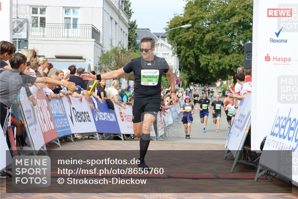 31.08.2025 - 21. Blankeneser Heldenlauf Strokosch-Dieckow http://msf.ph/oto/8656760 31.08.2025 10:56:58 Ziel 3385 meine-sportfotos.de