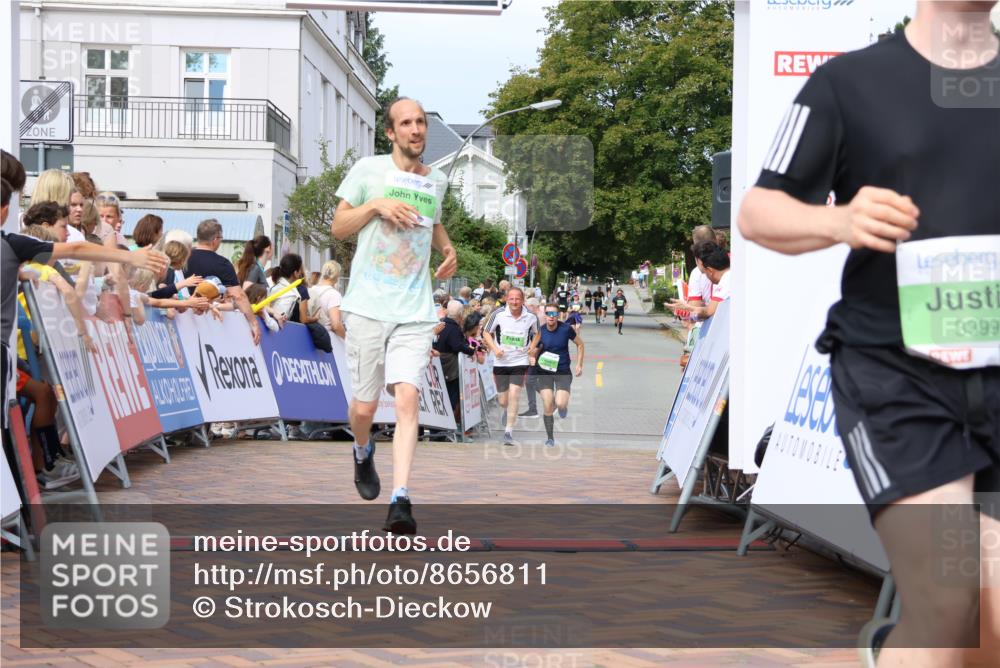 31.08.2025 - 21. Blankeneser Heldenlauf Strokosch-Dieckow http://msf.ph/oto/8656811 31.08.2025 10:56:38 Ziel 3378, 3399, 3704, 3394, 3086 meine-sportfotos.de