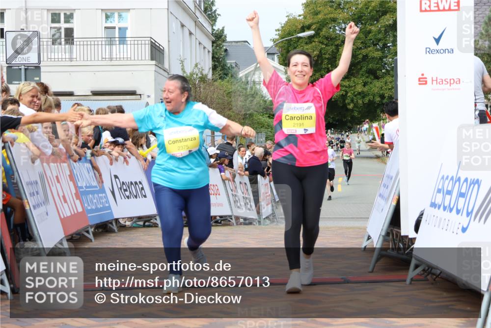 31.08.2025 - 21. Blankeneser Heldenlauf Strokosch-Dieckow http://msf.ph/oto/8657013 31.08.2025 10:56:10 Ziel 2191, 2375 meine-sportfotos.de