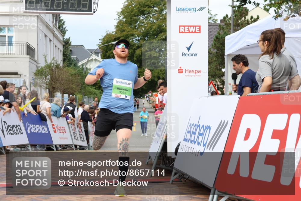 31.08.2025 - 21. Blankeneser Heldenlauf Strokosch-Dieckow http://msf.ph/oto/8657114 31.08.2025 10:55:53 Ziel 3115, 3694 meine-sportfotos.de