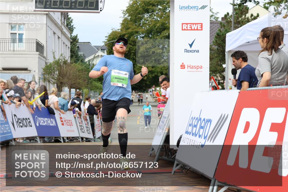 31.08.2025 - 21. Blankeneser Heldenlauf Strokosch-Dieckow http://msf.ph/oto/8657123 31.08.2025 10:55:53 Ziel 3115, 3694 meine-sportfotos.de
