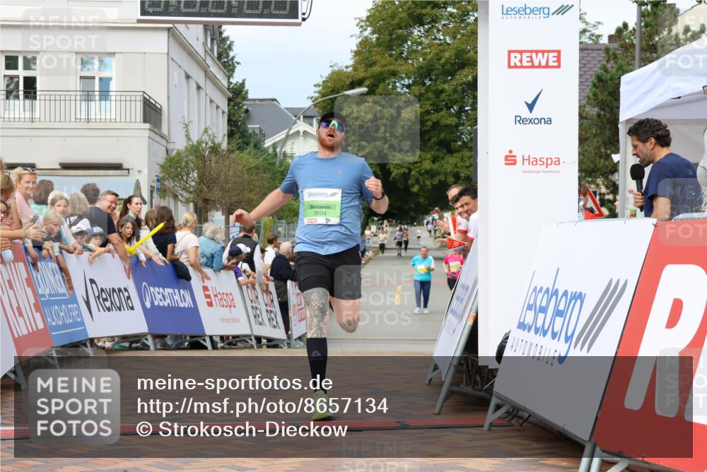 31.08.2025 - 21. Blankeneser Heldenlauf Strokosch-Dieckow http://msf.ph/oto/8657134 31.08.2025 10:55:53 Ziel 3115, 3694 meine-sportfotos.de