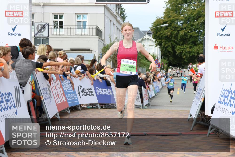 31.08.2025 - 21. Blankeneser Heldenlauf Strokosch-Dieckow http://msf.ph/oto/8657172 31.08.2025 10:55:49 Ziel 3115, 3694 meine-sportfotos.de