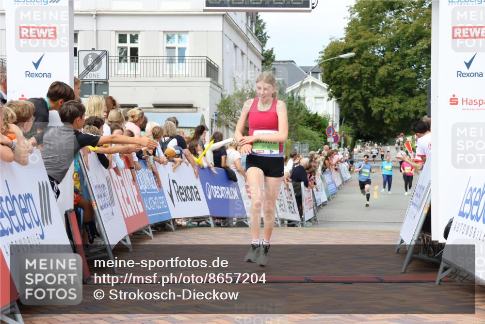 31.08.2025 - 21. Blankeneser Heldenlauf Strokosch-Dieckow http://msf.ph/oto/8657204 31.08.2025 10:55:49 Ziel 3115, 3694 meine-sportfotos.de