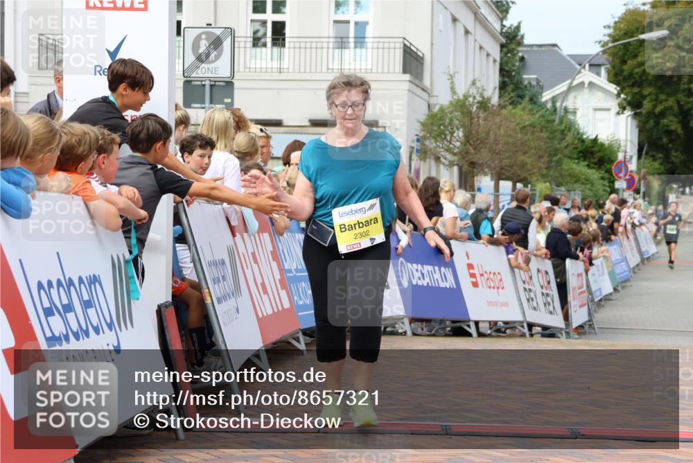 31.08.2025 - 21. Blankeneser Heldenlauf Strokosch-Dieckow http://msf.ph/oto/8657321 31.08.2025 10:55:15 Ziel 2302 meine-sportfotos.de