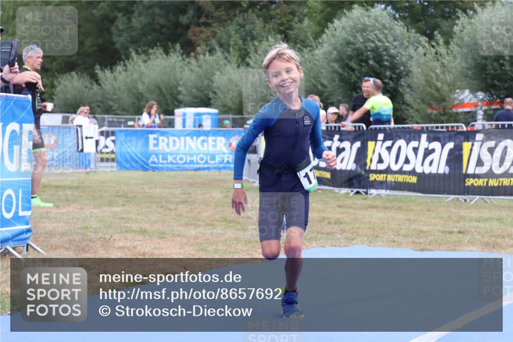 31.08.2025 - Elbe Triathlon Hamburg Strokosch-Dieckow http://msf.ph/oto/8657692 31.08.2025 12:59:11 Ziel 1701 meine-sportfotos.de