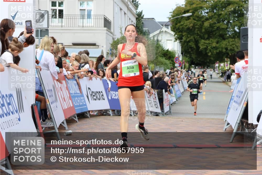 31.08.2025 - 21. Blankeneser Heldenlauf Strokosch-Dieckow http://msf.ph/oto/8657959 31.08.2025 10:53:12 Ziel 3636 meine-sportfotos.de