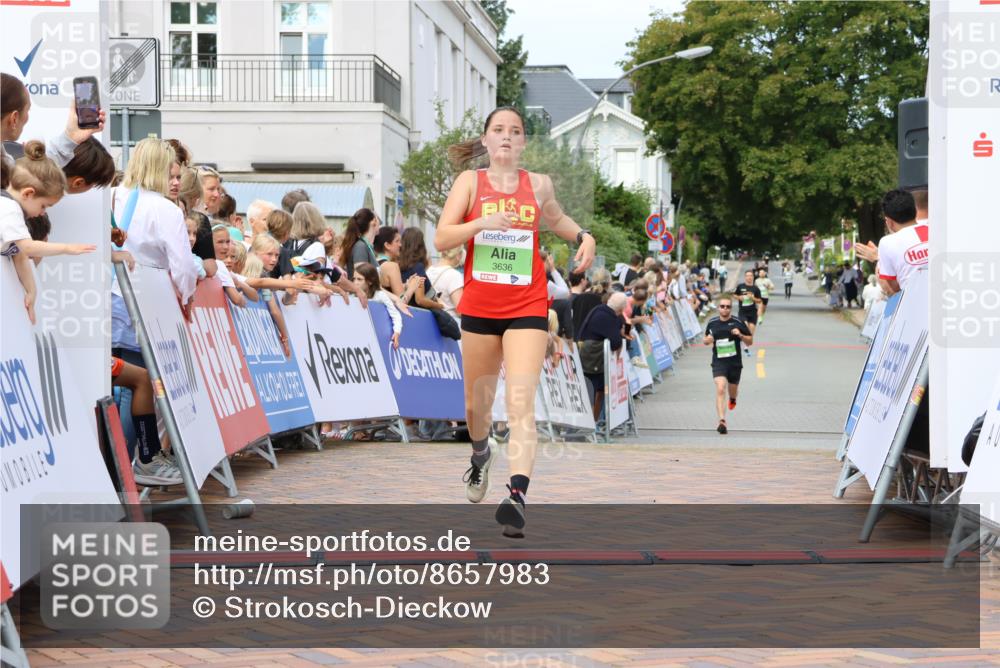 31.08.2025 - 21. Blankeneser Heldenlauf Strokosch-Dieckow http://msf.ph/oto/8657983 31.08.2025 10:53:12 Ziel 3636 meine-sportfotos.de