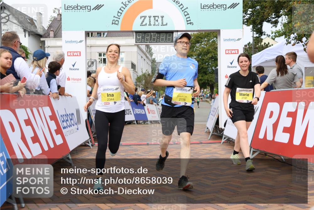 31.08.2025 - 21. Blankeneser Heldenlauf Strokosch-Dieckow http://msf.ph/oto/8658039 31.08.2025 10:27:55 Ziel 2577, 2775, 2112, 2425, 2345, 2344, 2343, 2402, 2197 meine-sportfotos.de