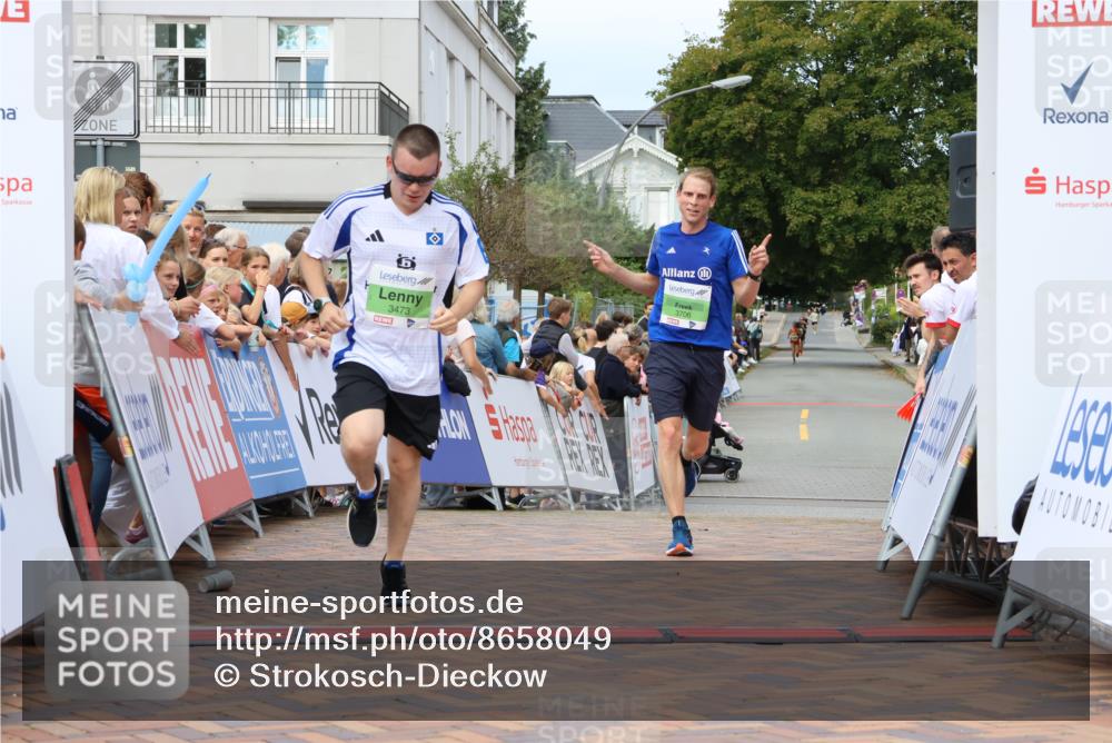 31.08.2025 - 21. Blankeneser Heldenlauf Strokosch-Dieckow http://msf.ph/oto/8658049 31.08.2025 10:52:48 Ziel 3706, 3473 meine-sportfotos.de