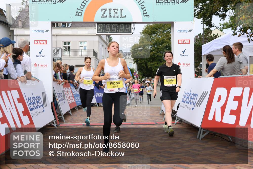 31.08.2025 - 21. Blankeneser Heldenlauf Strokosch-Dieckow http://msf.ph/oto/8658060 31.08.2025 10:27:54 Ziel 2577, 2775, 2425, 2345, 2344, 2343, 2402, 2197 meine-sportfotos.de