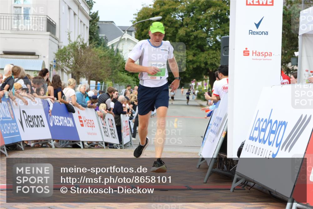 31.08.2025 - 21. Blankeneser Heldenlauf Strokosch-Dieckow http://msf.ph/oto/8658101 31.08.2025 10:52:28 Ziel 3739, 3400 meine-sportfotos.de
