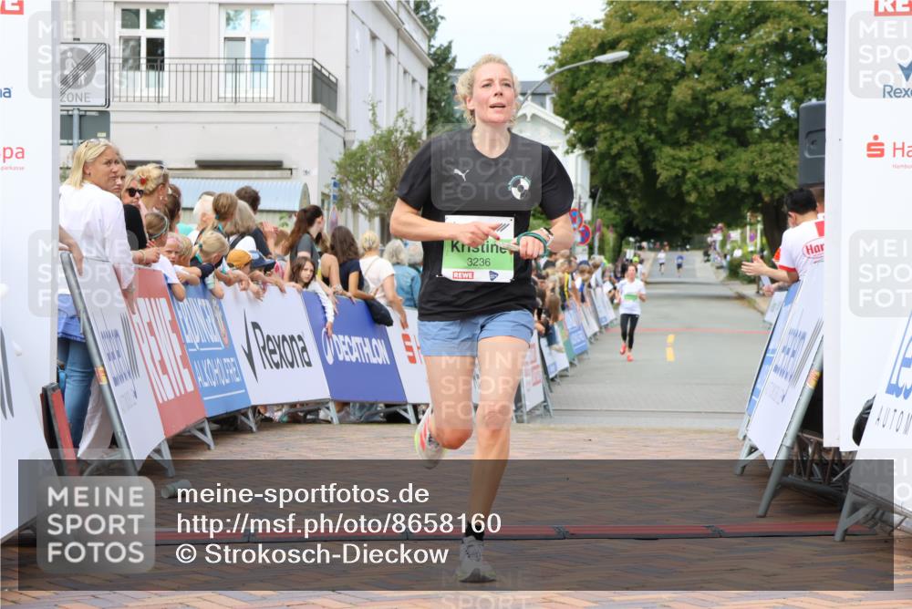 31.08.2025 - 21. Blankeneser Heldenlauf Strokosch-Dieckow http://msf.ph/oto/8658160 31.08.2025 10:52:12 Ziel 3236 meine-sportfotos.de