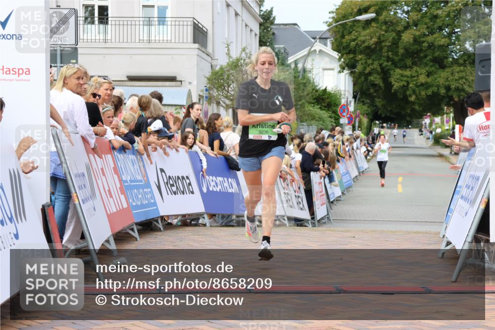 31.08.2025 - 21. Blankeneser Heldenlauf Strokosch-Dieckow http://msf.ph/oto/8658209 31.08.2025 10:52:11 Ziel 3236 meine-sportfotos.de