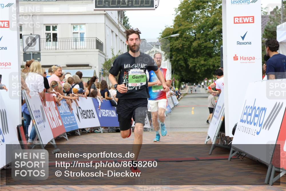 31.08.2025 - 21. Blankeneser Heldenlauf Strokosch-Dieckow http://msf.ph/oto/8658260 31.08.2025 10:51:43 Ziel 3627, 3021 meine-sportfotos.de
