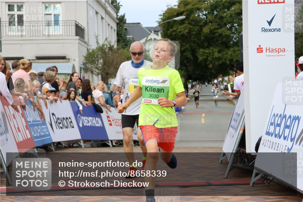 31.08.2025 - 21. Blankeneser Heldenlauf Strokosch-Dieckow http://msf.ph/oto/8658339 31.08.2025 10:51:31 Ziel 2187, 3580, 3030 meine-sportfotos.de