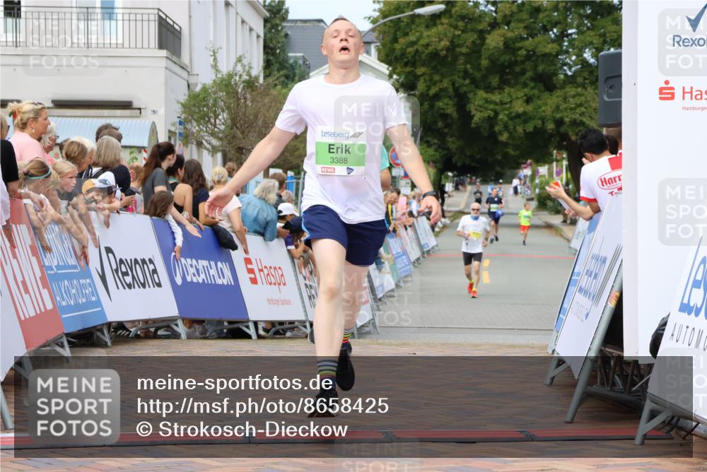 31.08.2025 - 21. Blankeneser Heldenlauf Strokosch-Dieckow http://msf.ph/oto/8658425 31.08.2025 10:51:18 Ziel 3388, 3292 meine-sportfotos.de