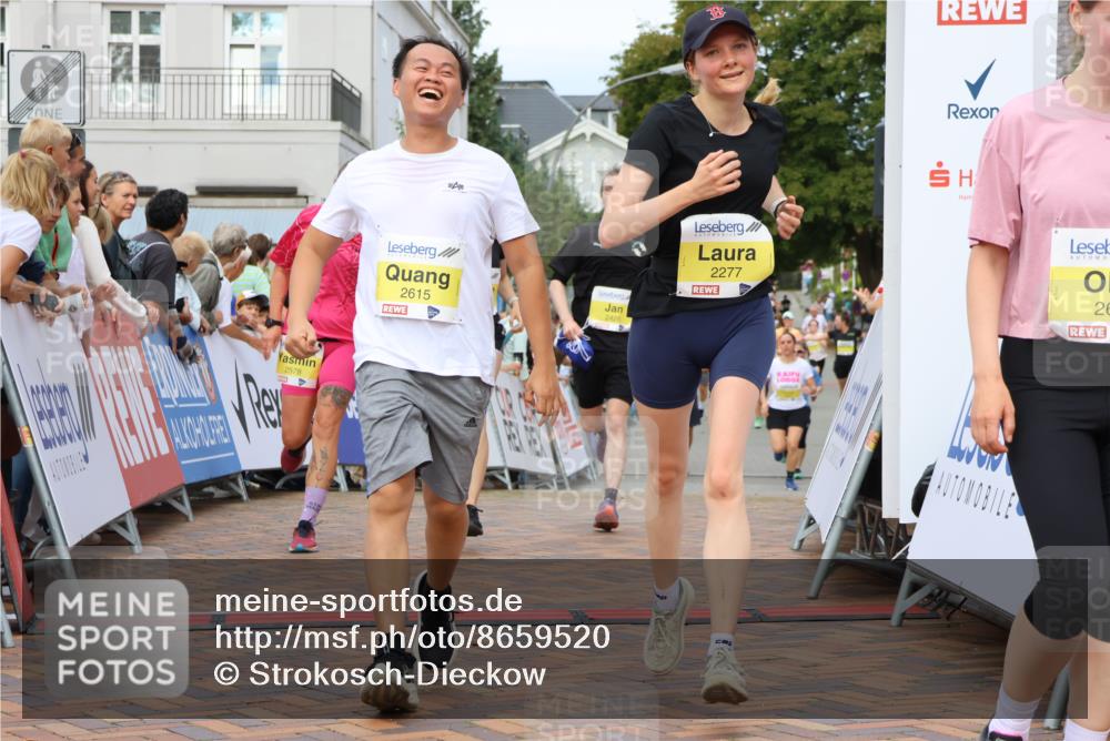31.08.2025 - 21. Blankeneser Heldenlauf Strokosch-Dieckow http://msf.ph/oto/8659520 31.08.2025 10:29:37 Ziel 2491, 2578, 2614, 2615, 2426, 2684, 2538, 2558, 2277 meine-sportfotos.de