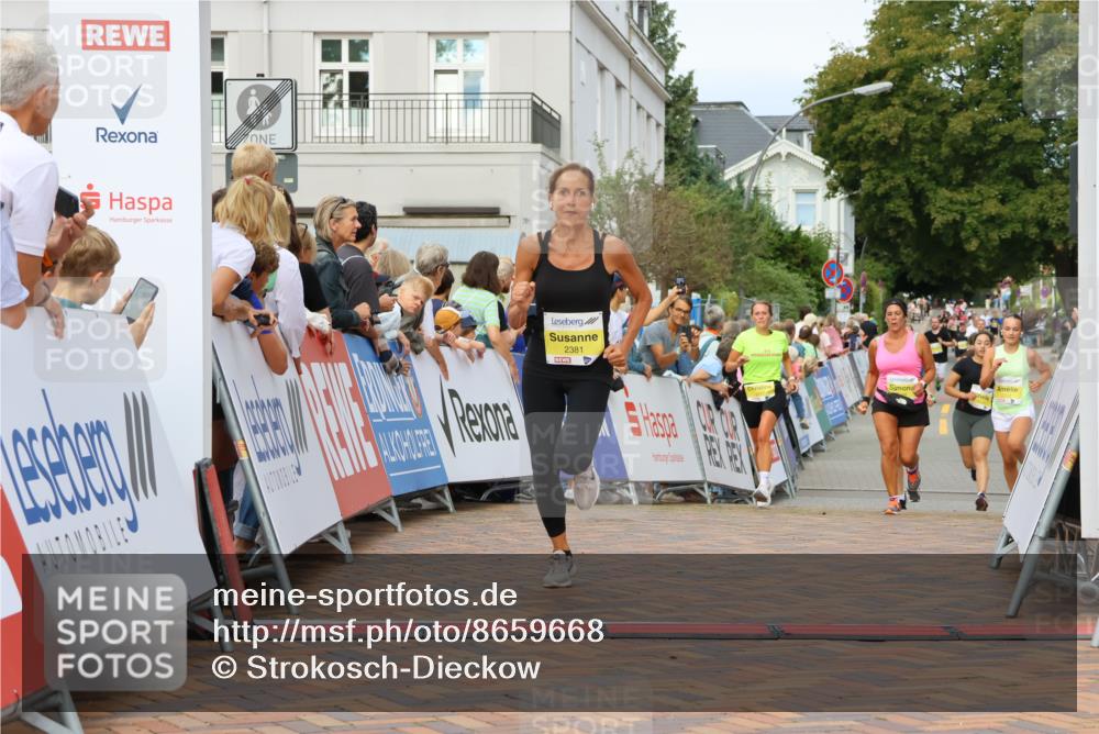 31.08.2025 - 21. Blankeneser Heldenlauf Strokosch-Dieckow http://msf.ph/oto/8659668 31.08.2025 10:28:59 Ziel 2060, 2718, 2719, 2246, 2035, 2457, 2212, 2143, 2387, 2230, 2381 meine-sportfotos.de