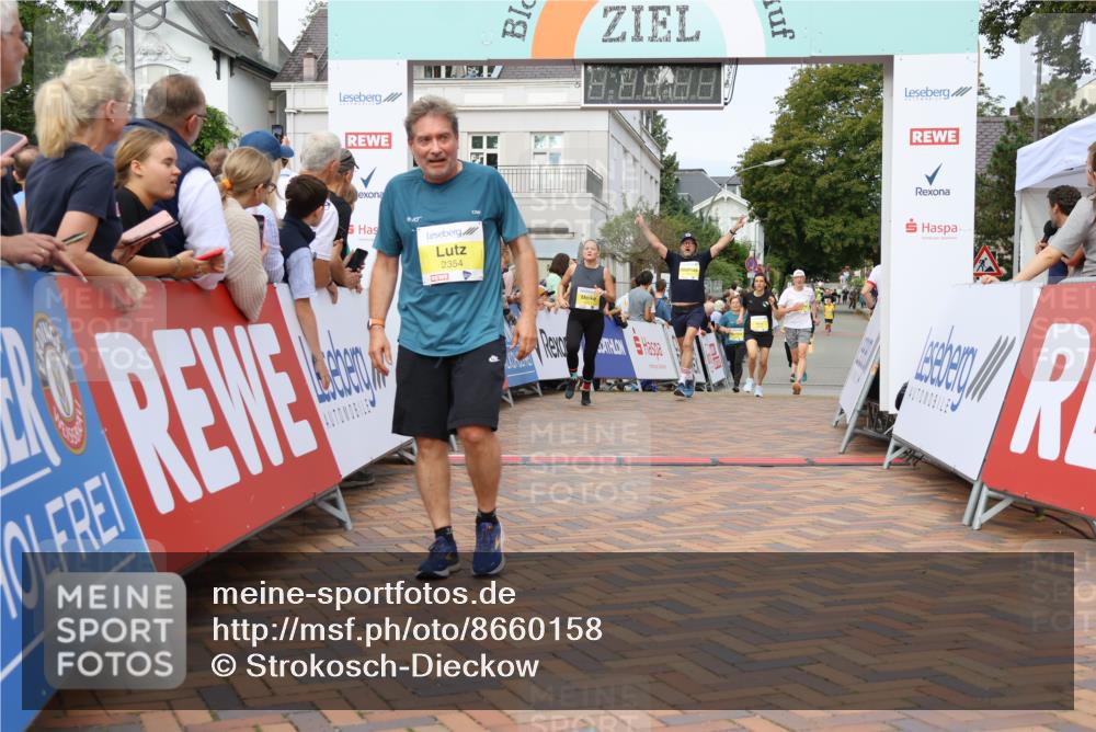 31.08.2025 - 21. Blankeneser Heldenlauf Strokosch-Dieckow http://msf.ph/oto/8660158 31.08.2025 10:26:43 Ziel 2022, 2706, 2057, 2013, 2648, 2007, 2607, 2646, 2487, 2354, 2296 meine-sportfotos.de