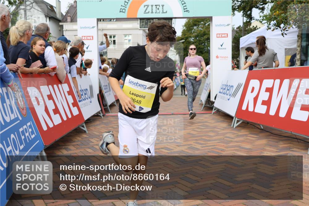 31.08.2025 - 21. Blankeneser Heldenlauf Strokosch-Dieckow http://msf.ph/oto/8660164 31.08.2025 10:26:41 Ziel 2022, 2706, 2057, 2013, 2648, 2688, 2007, 2487, 2354, 2296 meine-sportfotos.de