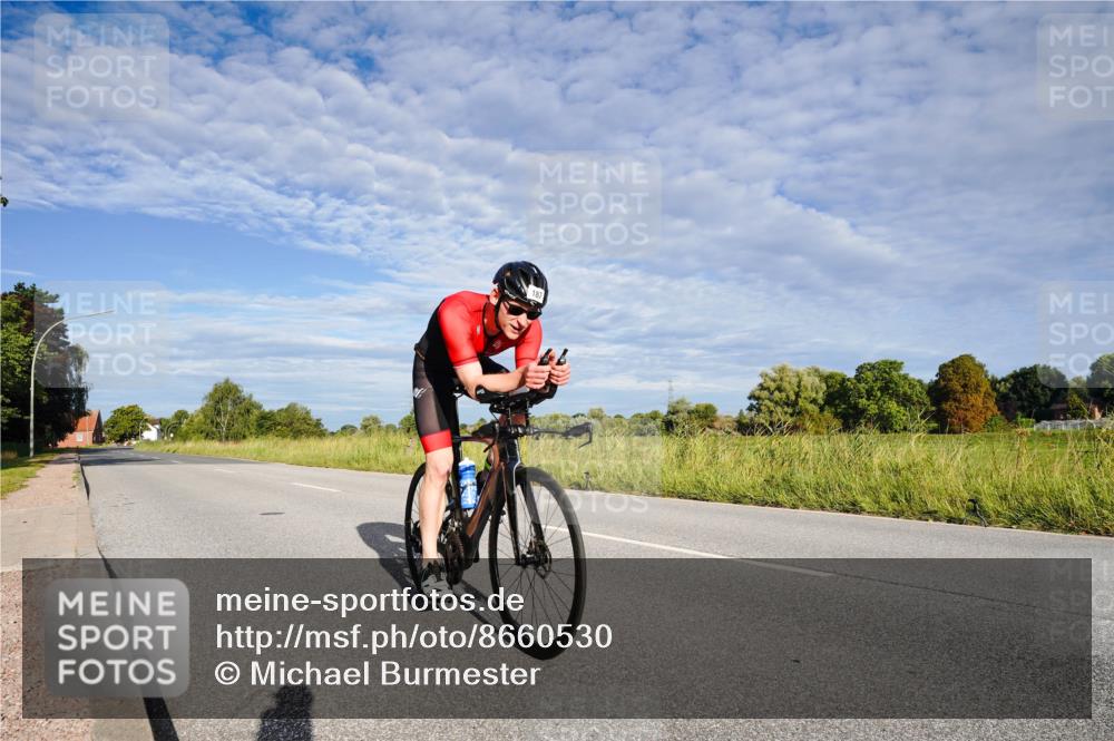 31.08.2025 - Elbe Triathlon Hamburg Michael Burmester http://msf.ph/oto/8660530 31.08.2025 08:40:14 Radfahren 187 meine-sportfotos.de