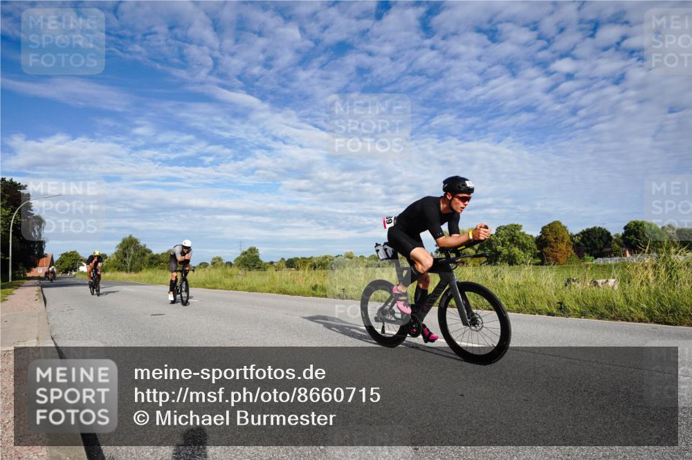 31.08.2025 - Elbe Triathlon Hamburg Michael Burmester http://msf.ph/oto/8660715 31.08.2025 08:53:28 Radfahren 189, 196, 225, 272, 314, 340, 344, 381 meine-sportfotos.de