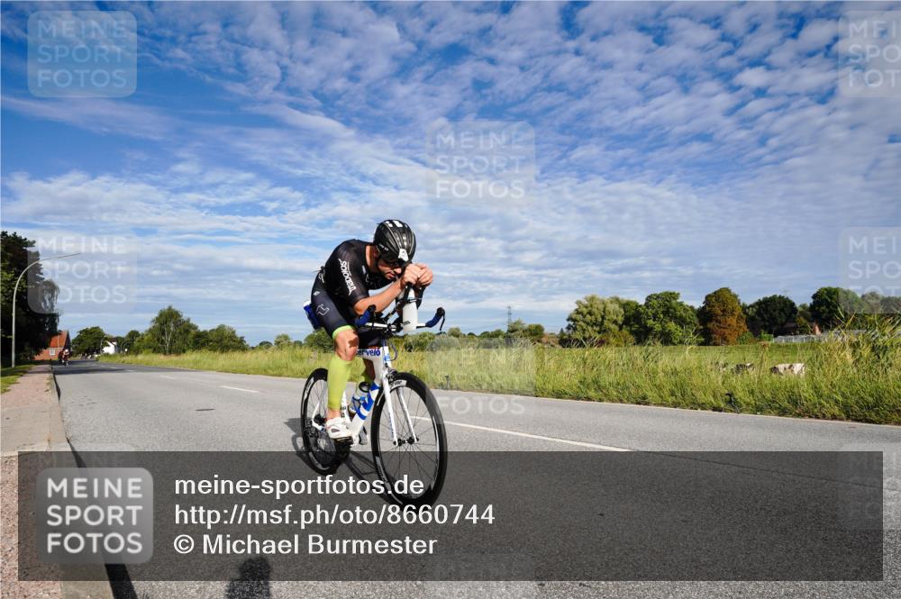 31.08.2025 - Elbe Triathlon Hamburg Michael Burmester http://msf.ph/oto/8660744 31.08.2025 08:54:04 Radfahren 187, 229, 265, 325 meine-sportfotos.de