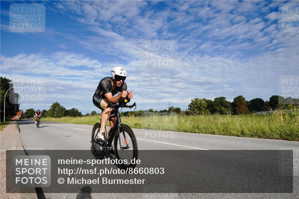 31.08.2025 - Elbe Triathlon Hamburg Michael Burmester http://msf.ph/oto/8660803 31.08.2025 08:56:02 Radfahren 166, 313 meine-sportfotos.de