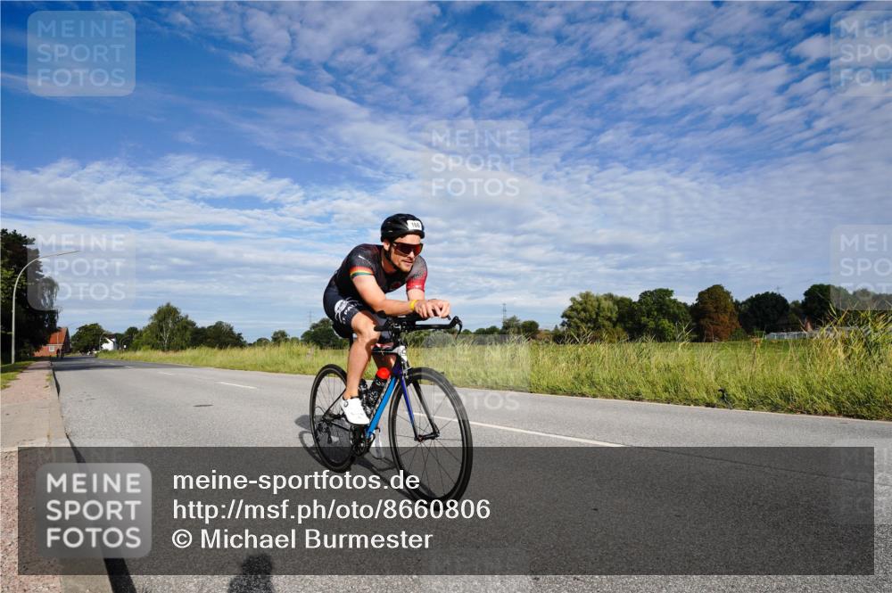 31.08.2025 - Elbe Triathlon Hamburg Michael Burmester http://msf.ph/oto/8660806 31.08.2025 08:56:03 Radfahren 166, 313 meine-sportfotos.de