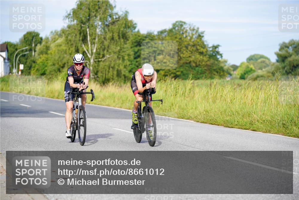 31.08.2025 - Elbe Triathlon Hamburg Michael Burmester http://msf.ph/oto/8661012 31.08.2025 08:56:55 Radfahren 195, 286, 320 meine-sportfotos.de