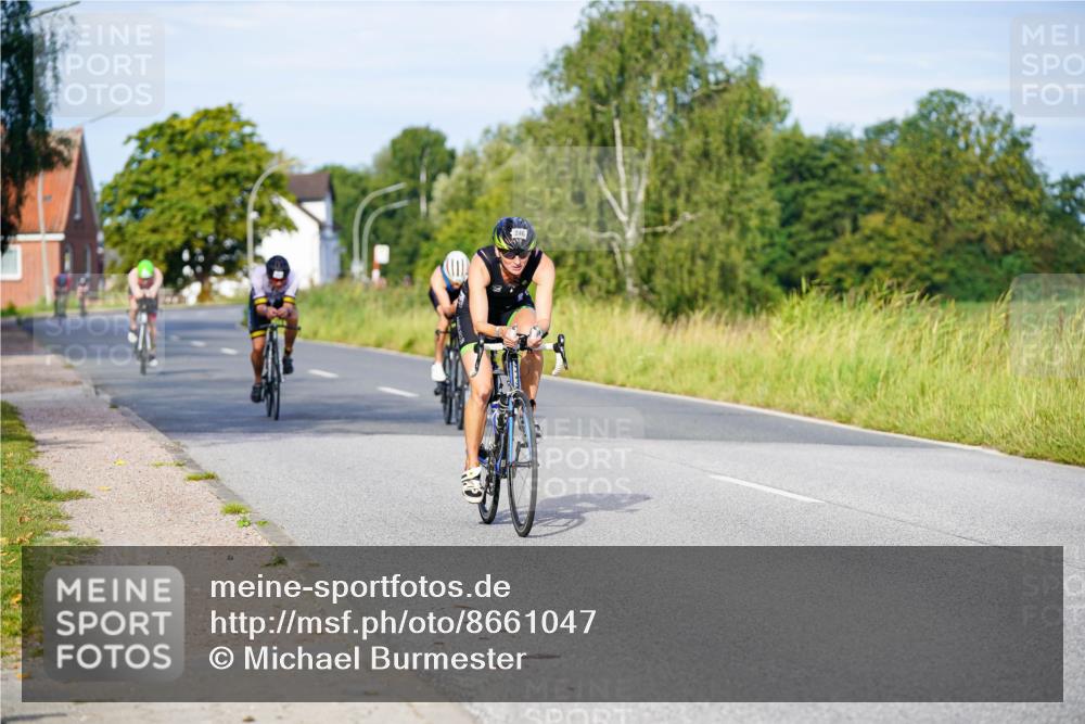 31.08.2025 - Elbe Triathlon Hamburg Michael Burmester http://msf.ph/oto/8661047 31.08.2025 08:57:14 Radfahren 185, 246, 298, 309, 348 meine-sportfotos.de