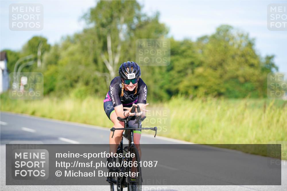 31.08.2025 - Elbe Triathlon Hamburg Michael Burmester http://msf.ph/oto/8661087 31.08.2025 08:57:26 Radfahren 193, 293, 346 meine-sportfotos.de
