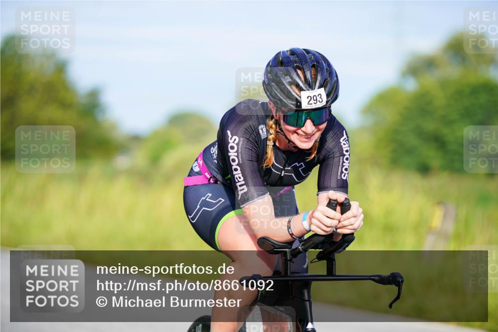 31.08.2025 - Elbe Triathlon Hamburg Michael Burmester http://msf.ph/oto/8661092 31.08.2025 08:57:27 Radfahren 293, 346 meine-sportfotos.de