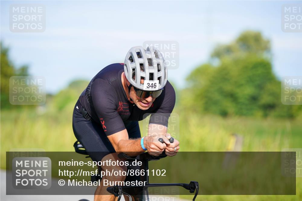 31.08.2025 - Elbe Triathlon Hamburg Michael Burmester http://msf.ph/oto/8661102 31.08.2025 08:57:29 Radfahren 293, 346, 383 meine-sportfotos.de