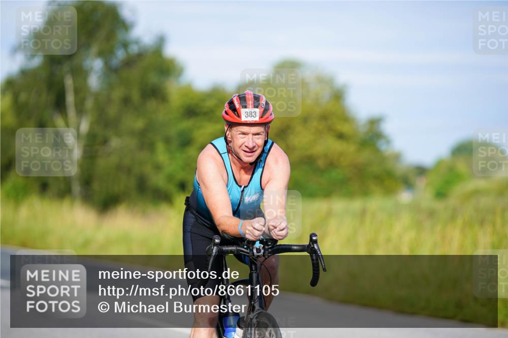 31.08.2025 - Elbe Triathlon Hamburg Michael Burmester http://msf.ph/oto/8661105 31.08.2025 08:57:36 Radfahren 261, 266, 324, 368, 383 meine-sportfotos.de
