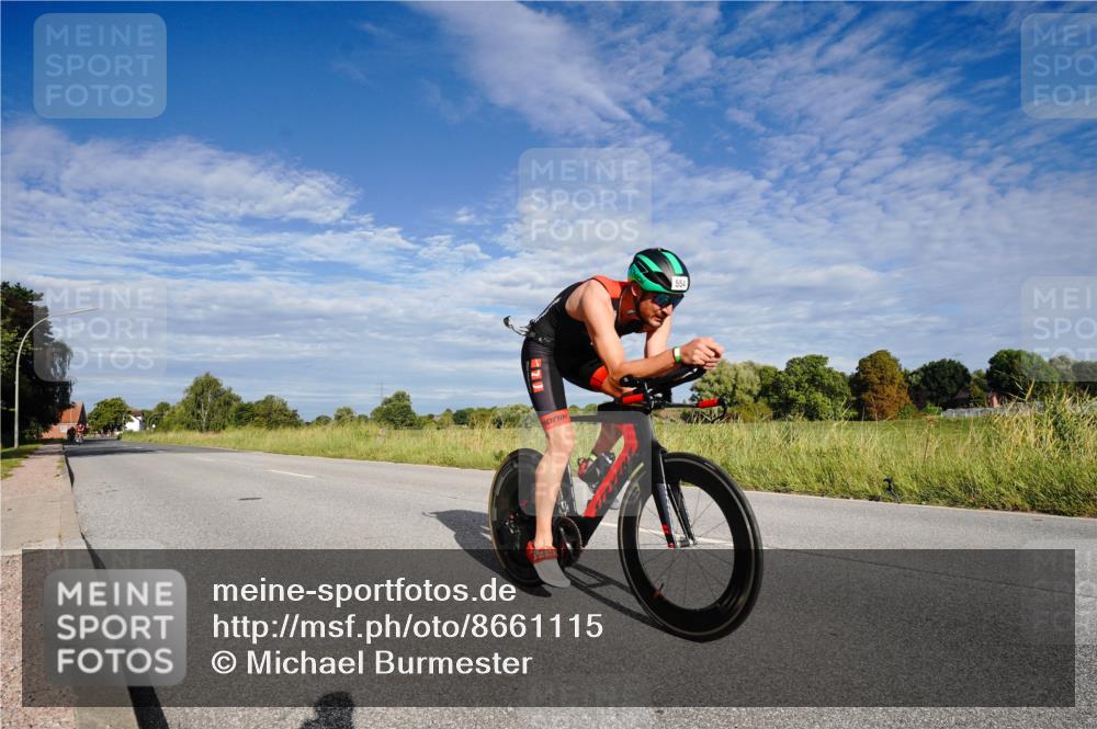 31.08.2025 - Elbe Triathlon Hamburg Michael Burmester http://msf.ph/oto/8661115 31.08.2025 09:02:19 Radfahren 213, 333, 455, 467, 554 meine-sportfotos.de