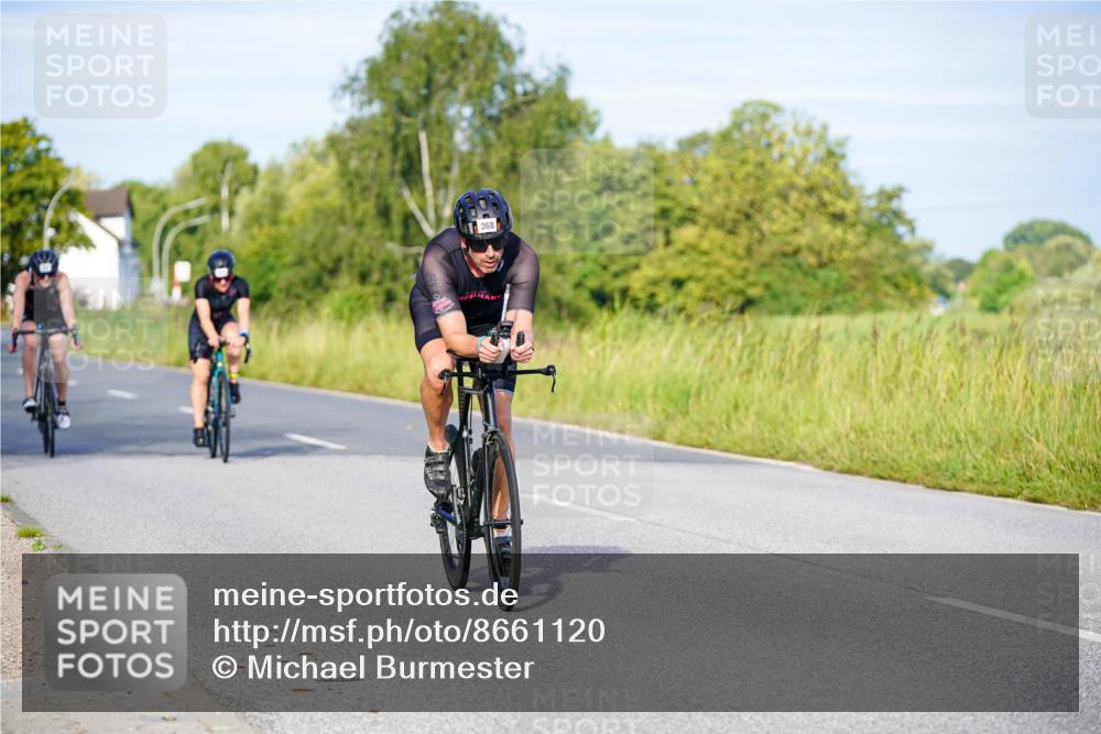 31.08.2025 - Elbe Triathlon Hamburg Michael Burmester http://msf.ph/oto/8661120 31.08.2025 08:57:40 Radfahren 261, 266, 324, 368 meine-sportfotos.de