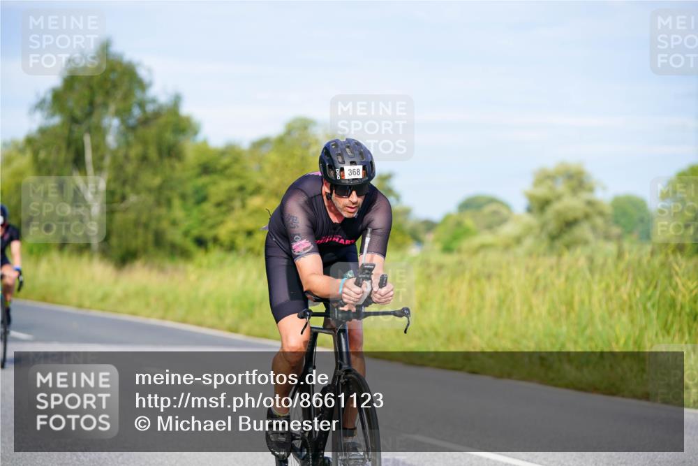 31.08.2025 - Elbe Triathlon Hamburg Michael Burmester http://msf.ph/oto/8661123 31.08.2025 08:57:41 Radfahren 261, 266, 324, 368 meine-sportfotos.de