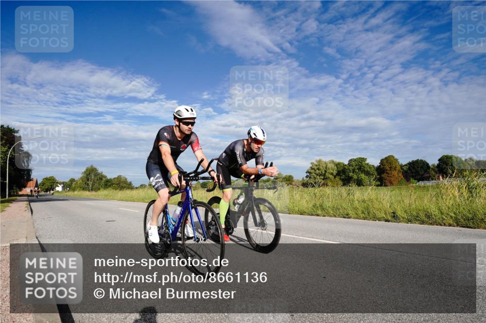 31.08.2025 - Elbe Triathlon Hamburg Michael Burmester http://msf.ph/oto/8661136 31.08.2025 09:02:28 Radfahren 165, 170, 186, 205, 213, 363, 455 meine-sportfotos.de