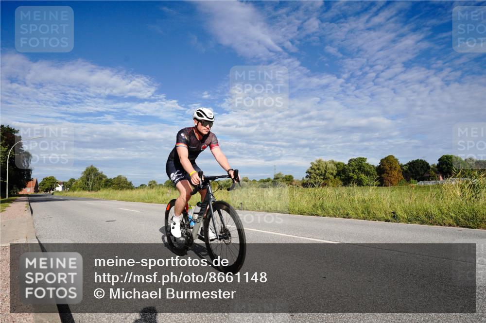 31.08.2025 - Elbe Triathlon Hamburg Michael Burmester http://msf.ph/oto/8661148 31.08.2025 09:02:37 Radfahren 184 meine-sportfotos.de