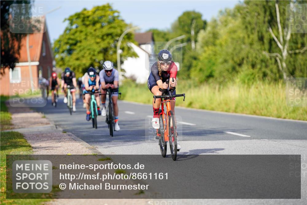 31.08.2025 - Elbe Triathlon Hamburg Michael Burmester http://msf.ph/oto/8661161 31.08.2025 08:58:05 Radfahren 256, 269, 281, 292, 301, 337 meine-sportfotos.de