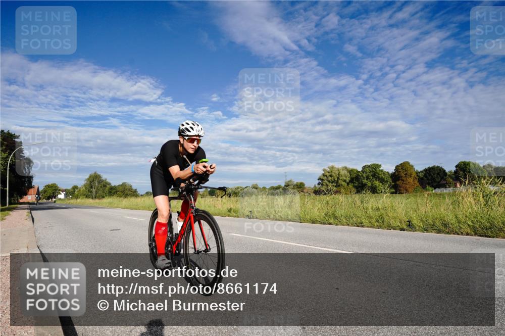 31.08.2025 - Elbe Triathlon Hamburg Michael Burmester http://msf.ph/oto/8661174 31.08.2025 09:03:08 Radfahren 245, 284, 289 meine-sportfotos.de