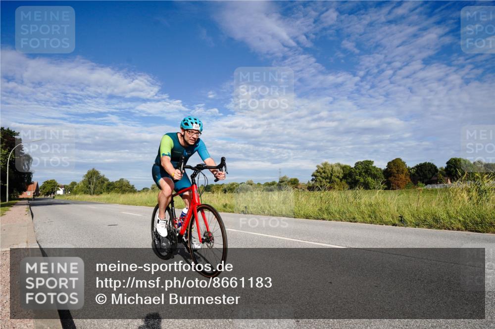 31.08.2025 - Elbe Triathlon Hamburg Michael Burmester http://msf.ph/oto/8661183 31.08.2025 09:03:33 Radfahren 222, 380 meine-sportfotos.de