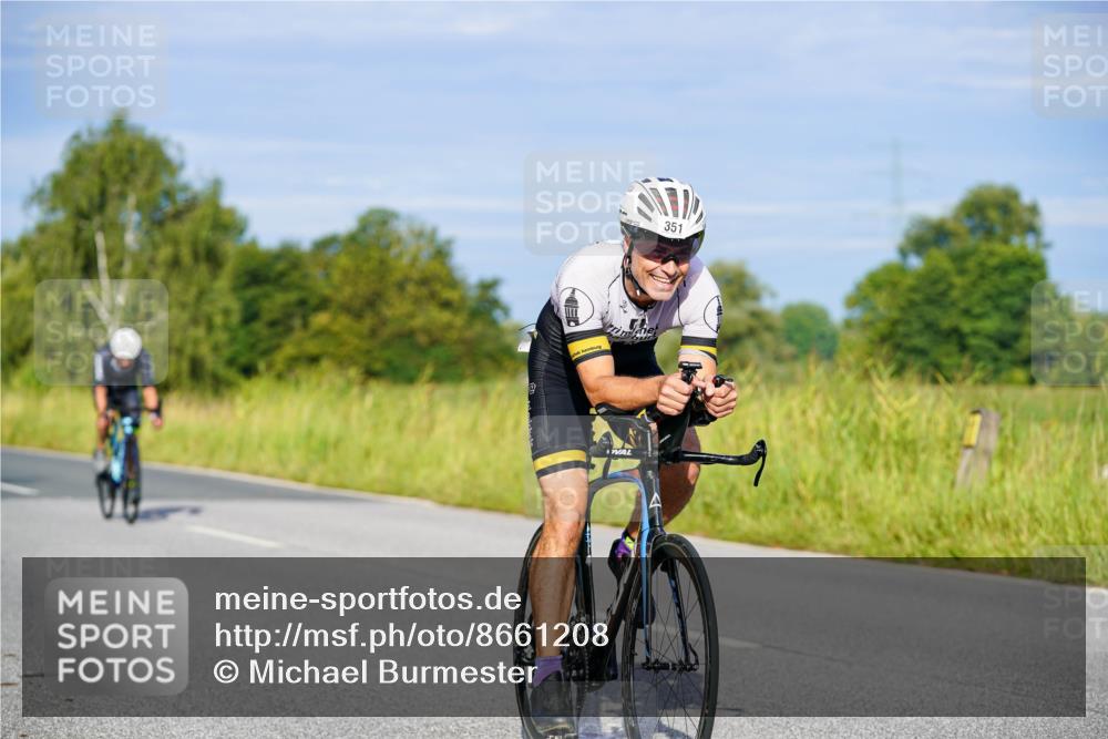 31.08.2025 - Elbe Triathlon Hamburg Michael Burmester http://msf.ph/oto/8661208 31.08.2025 08:58:14 Radfahren 212, 259, 291, 305, 347, 351, 366 meine-sportfotos.de